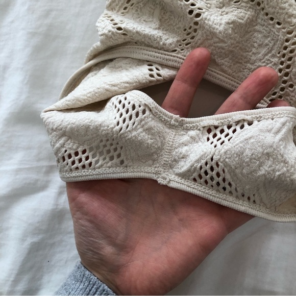 NWT Zara cream seamless mesh/lace pattern bodysuit. Size XS. - Picture 7 of 7